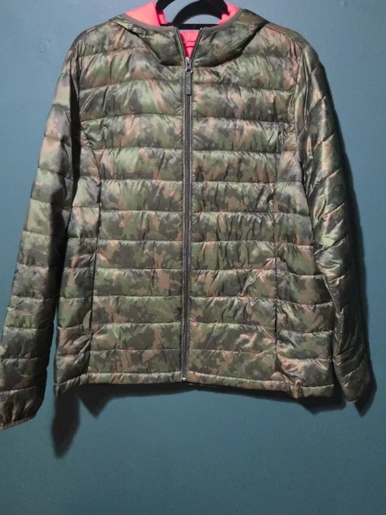 Amazon Essentials Camo Packable Puffer Hooded Jacket XXL - Picture 4 of 4